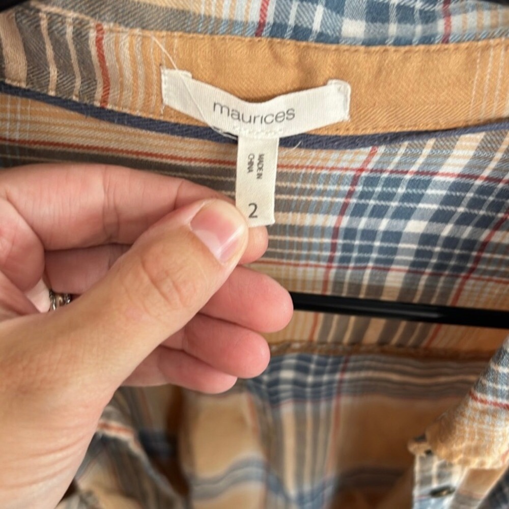 MAURICES Plaid Button-Up Shirt - Picture 2 of 4
